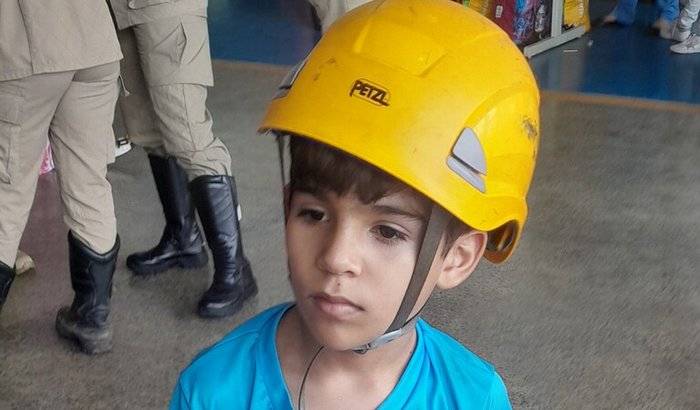 Ajude o Leo a continuar o tratamento!
