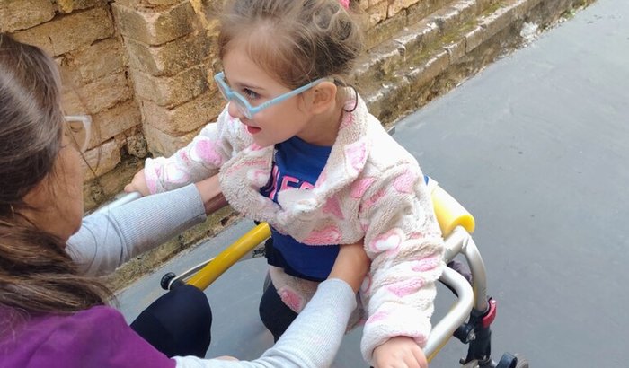 Apoie os passos da Luíza