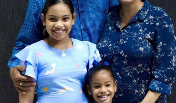 Família Louvadoração | Celular