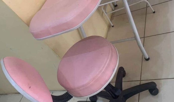 Ajude uma tatuadora iniciante