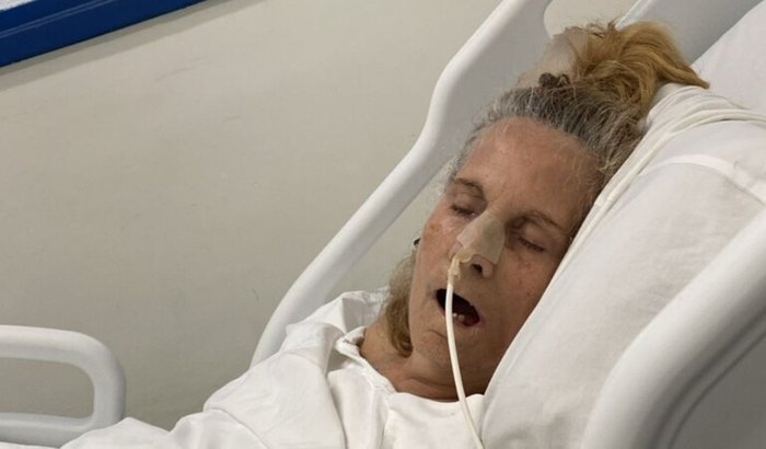 Ajuda para cuidar da minha mãe acamada estágio 4 do alzheimer.