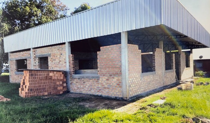 Construção da sede da Associação de Moradores do Bairro Santo Antonio e Camaquã