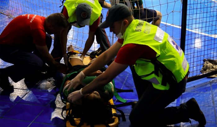 Ajuda para reconstruir o LCA da atleta Amanda 