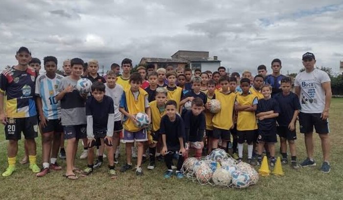 PROJETO SOCIAL PARA EVOLUÇÃO E FORMAÇÃO DE ATLETAS PARA A ALTA PERFORMANCE