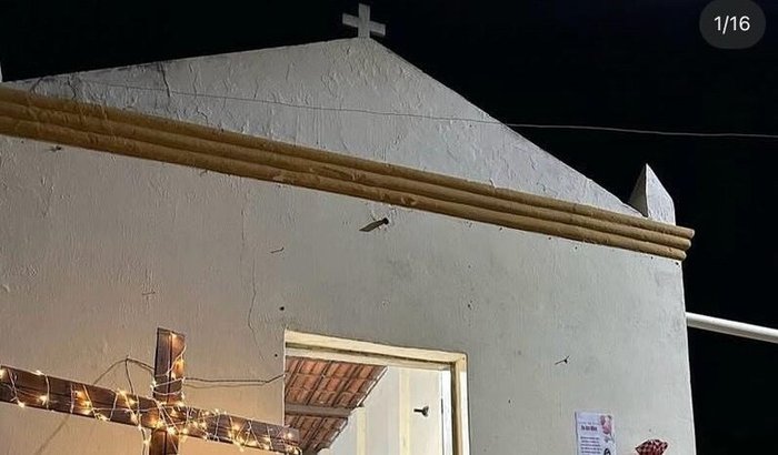 CONSTRUÇÃO DA SACRISTIA DA CAPELA SANTA LUZIA (POÇO ESCURO)