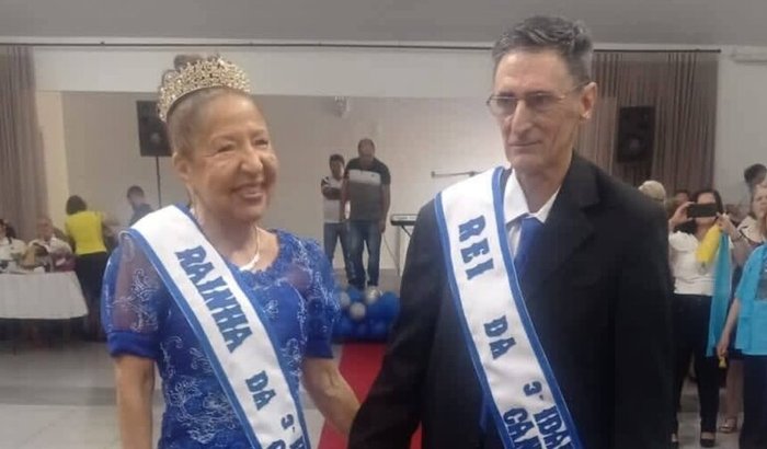 Ajuda Nas Despesas Médicas Do Rei e da Rainha da 3ª Idade