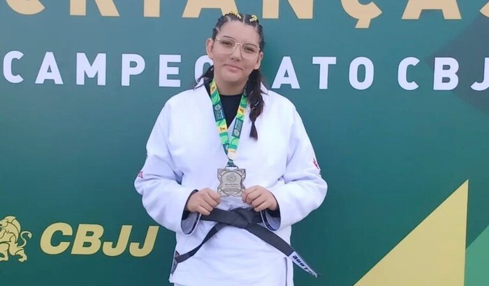 Representar Criciúma e o Brasil , no Europeu em Lisboa