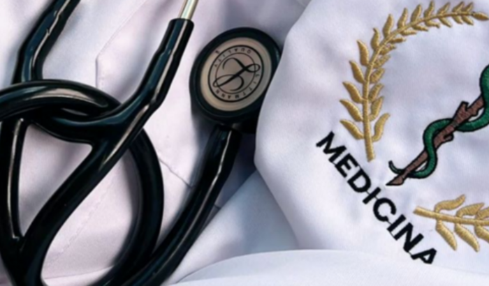 Fazer uma faculdade de medicina