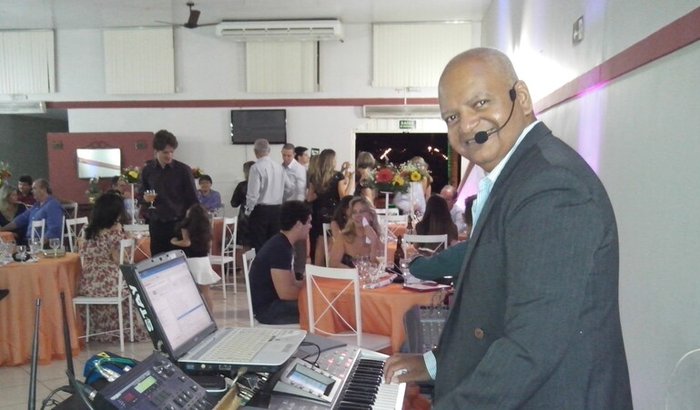 Do coração aos acordes: Marinho precisa de Você