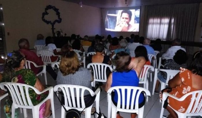 Ajude o projeto Cine Social Volante expandir sua missão