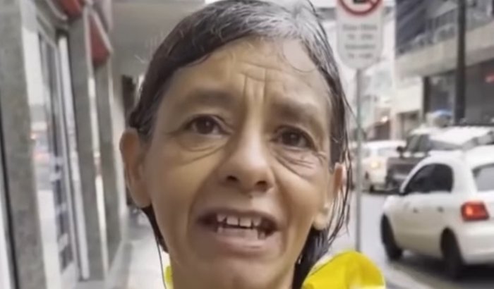 Vamos ajudar essa senhora