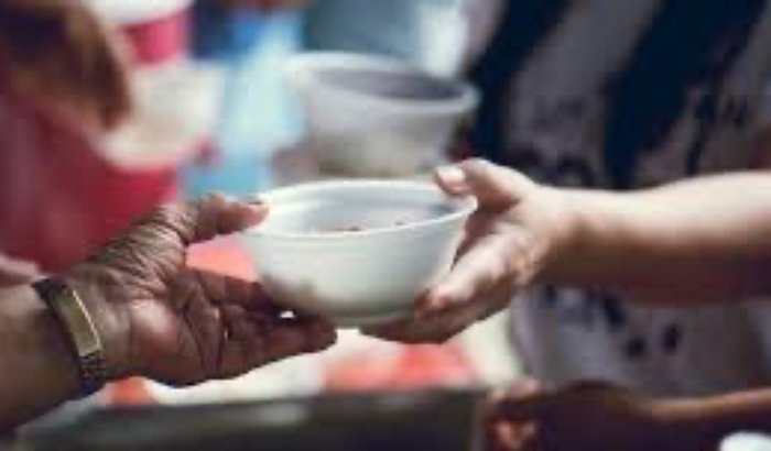 Sopão pros moradores 