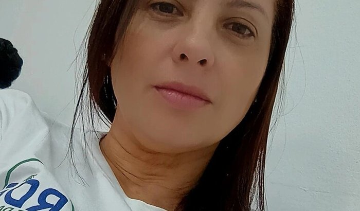 Mãe solo e atípica em busca da carreira de TEC. de Enfermagem