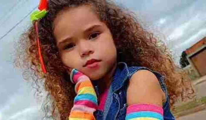 Ajuda para MISS MARIA BELLA 