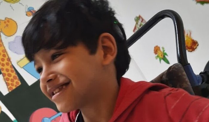 Ajude o Rafa a comprar sua Cadeira de rodas nova.