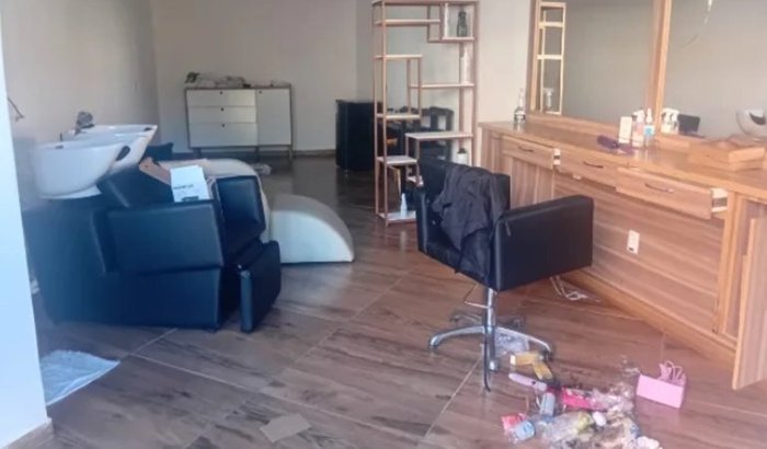 EM PROL DO SALÃO DA ELANE PAIVA 