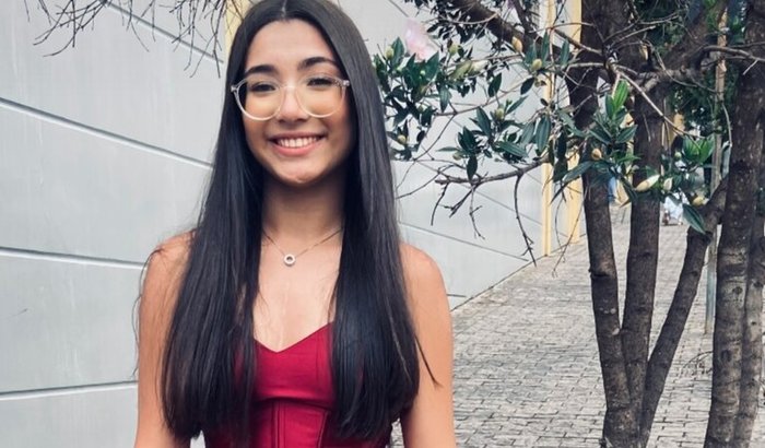 Vamos ajudar a Júlia!!