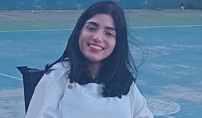 Ajude a Stéfany a Conquistar seu Sonho Acadêmico!