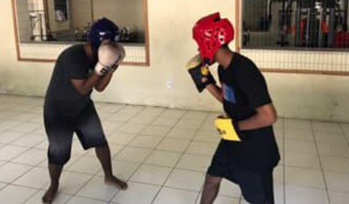 Ajude pobres a ir pro estadual de boxe gaúcho
