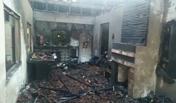 Meu irmão perdeu tudo quando sua casa pegou fogo