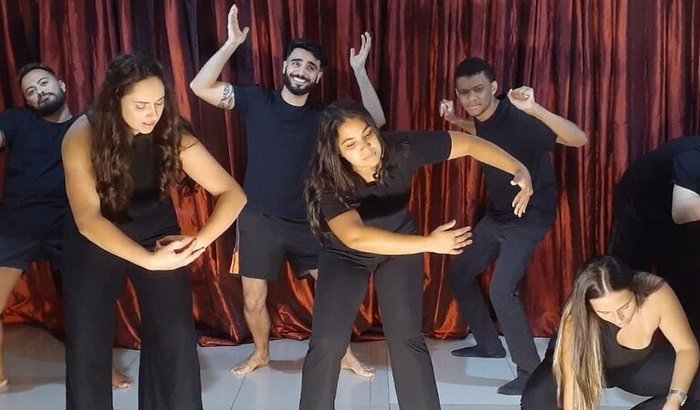 🎭 Apoie o espetáculo “Feira na Capital”!