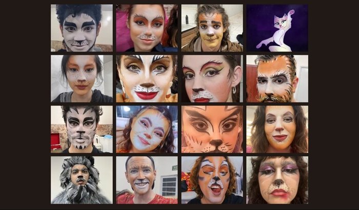 Montagem da Turma de Teatro Musical da Funcart "Gatos"