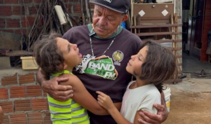 2 meninas que estavam no abrigo