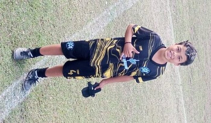 Unidos pelo futebol do théo