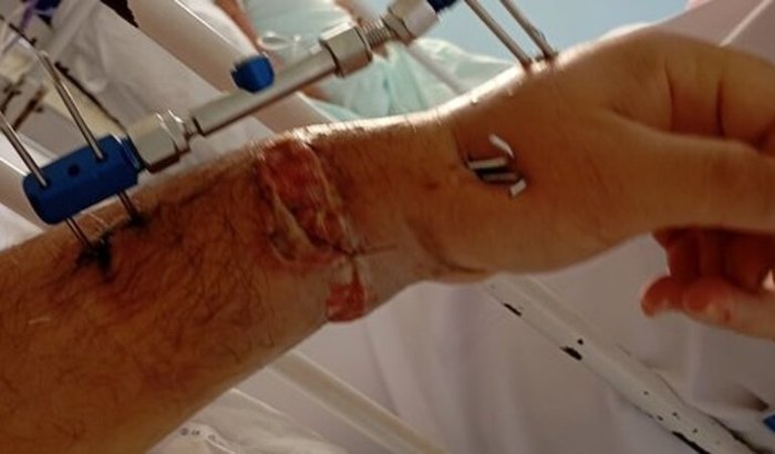 Trabalhar para ter dignidade.