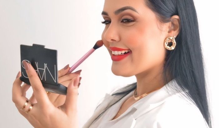 CELULAR NOVO DE TRABALHO PARA YASMIN