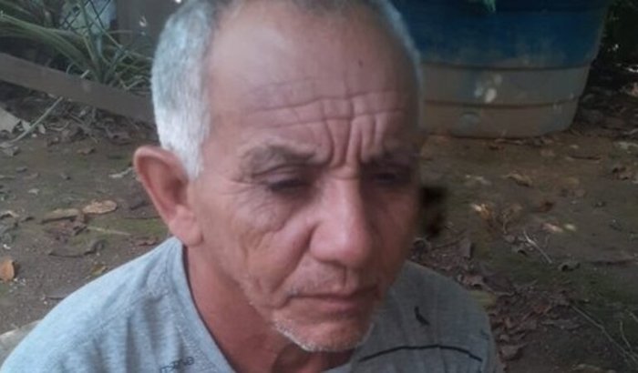 Cirurgia do olho Maradona