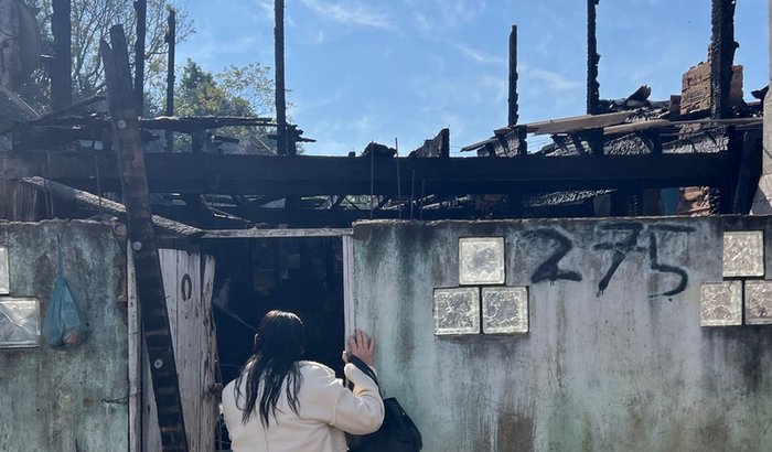 Meu nome é Fernanda e minha família perdeu tudo em um incêndio.