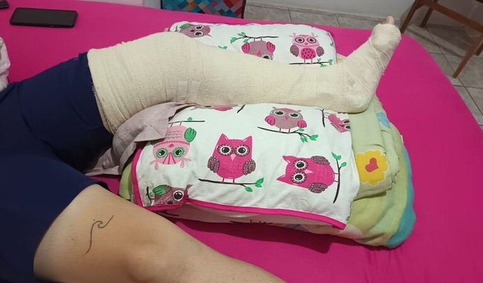 Ajude Mara Muntzfeld a se recuperar após seu acidente. 