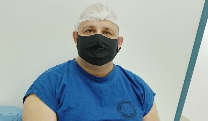 Ajuda na cirurgia do Sd Caitano