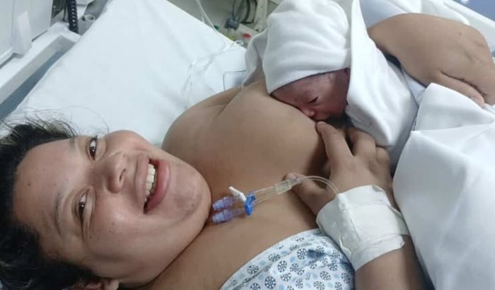 Luana e seu filho Heitor 