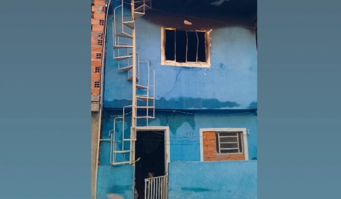 Ajuda para reconstruir lar após incêndio