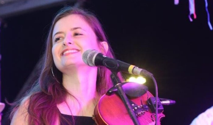 Ajuda amiga para Júlia