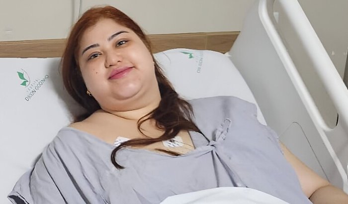 Salve a Visão da Laurinha: Cirurgia Urgente