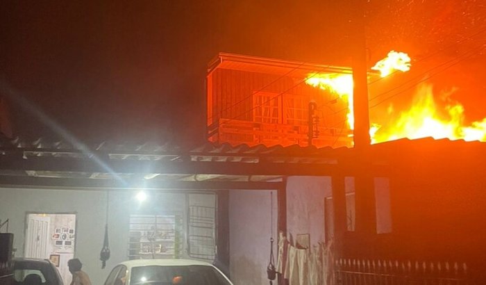 Reconstrução da casa