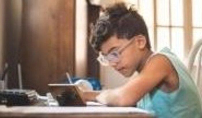 comprar um celular para os estudos