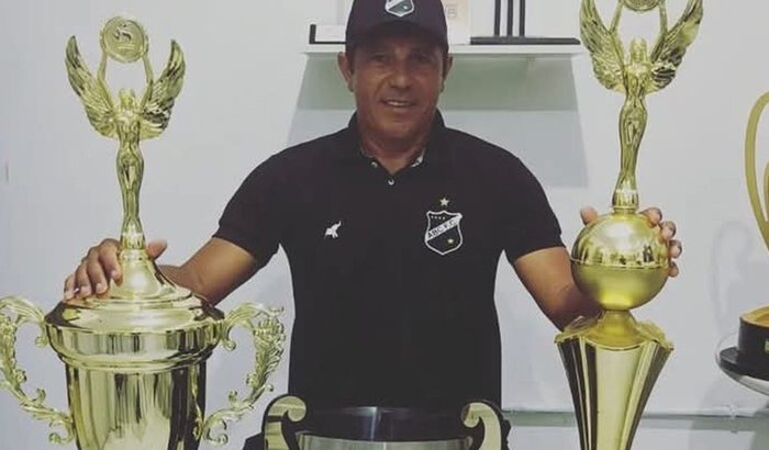Curso de treinador de futebol licença B da CBF ACADEMY