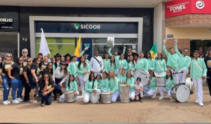 🎺 Ajude a Fanfarra da Escola Tomaz Pinto a brilhar no desfile 