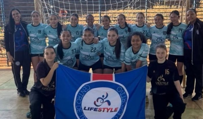 Ana Luiza no Campeonato Brasileiro de Handebol