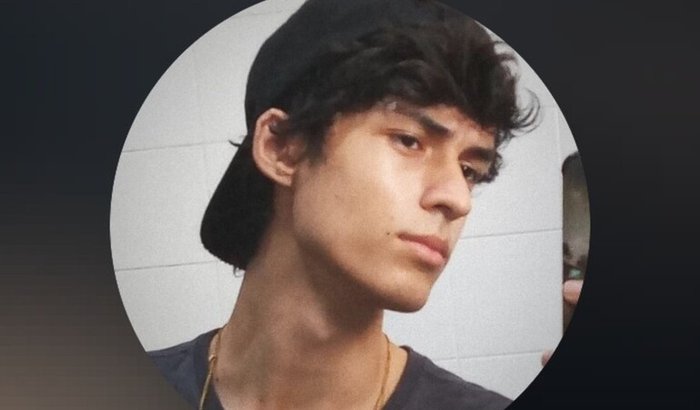 Ajude o Nickolas a realizar um exame para iniciar o tratamento do câncer 