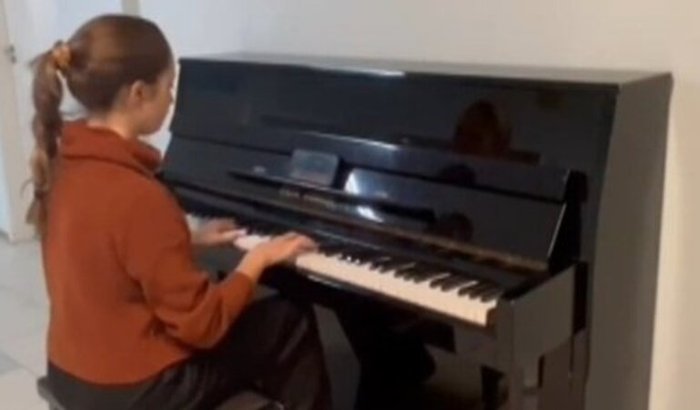 Ajude a Nanda a ter seu próprio teclado!