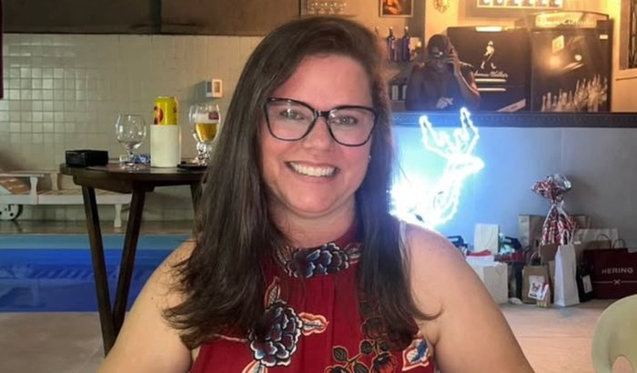 Ajude a Michelle a comprar uma cadeira de rodas e um andador 