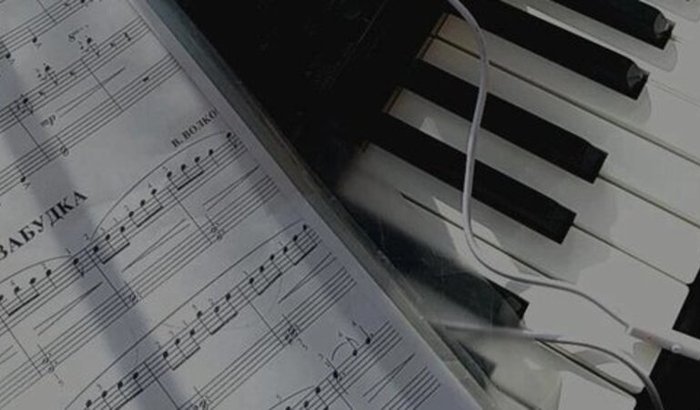 Ajuda para seguir carreira musical (compra de equipamentos)