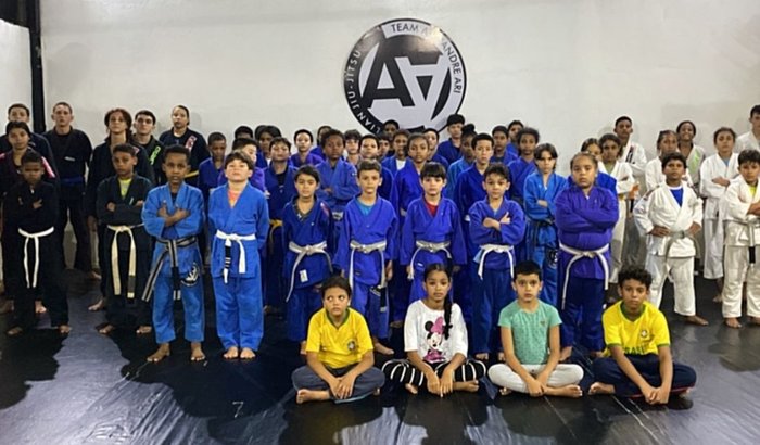 Ajude o Projeto Social Arte Suave a conquistar uma lona nova para o tatame