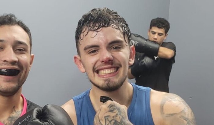 Ajuda para a graduação no muay thai