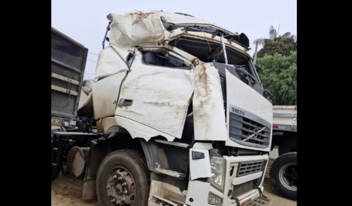 PEDIDO DE AJUDA PARA ARRUMAR O CAMINHÃO